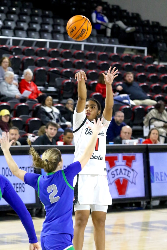 Rumph, Eccleston lead VSU women to OT win over West Florida